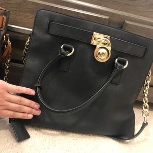 Black Michael kors purse